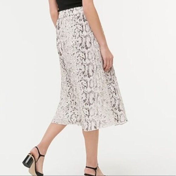 J. Crew Animal Print Snakeskin Python Pleated Midi Skirt Size 6 - Picture 2 of 6